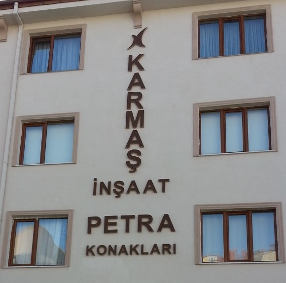 Petra Konakları